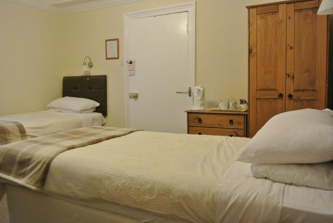 Old Castle Farm Guest House Brecon Room photo